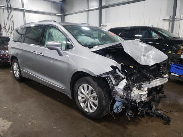 2C4RC1BG7JR290419 - 2018 CHRYSLER PACIFICA TOURING L SILVER photo 4