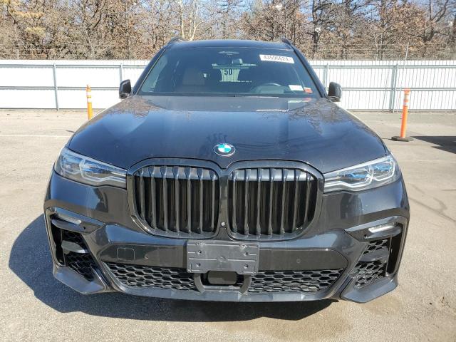 5UXCX6C04LLE35700 - 2020 BMW X7 M50I BLACK photo 5