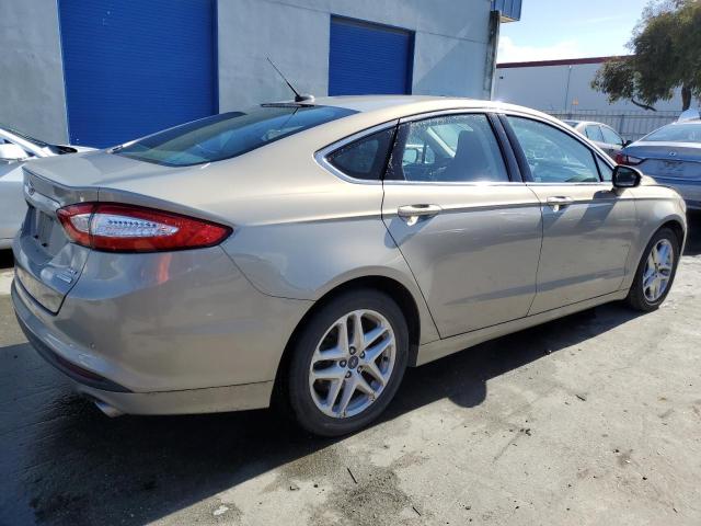 3FA6P0HD5FR243430 - 2015 FORD FUSION SE TAN photo 3