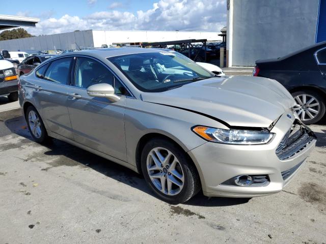 3FA6P0HD5FR243430 - 2015 FORD FUSION SE TAN photo 4