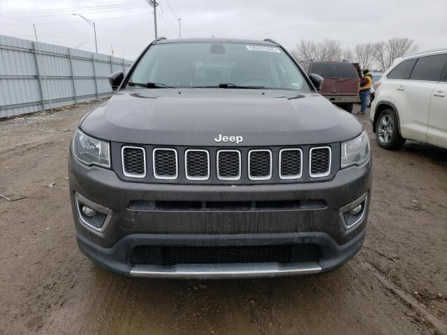 3C4NJDCB8KT818508 - 2019 JEEP COMPASS LIMITED CHARCOAL photo 5