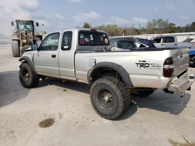 5TEWN72N11Z876980 - 2001 TOYOTA TACOMA XTRACAB SILVER photo 2