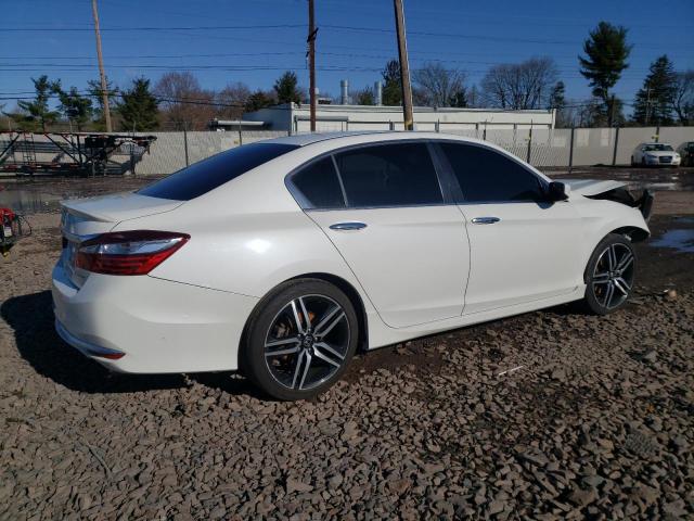 1HGCR2F51HA009654 - 2017 HONDA ACCORD SPORT WHITE photo 3