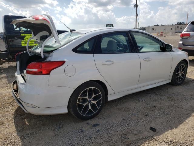 1FADP3F21FL338074 - 2015 FORD FOCUS SE WHITE photo 3