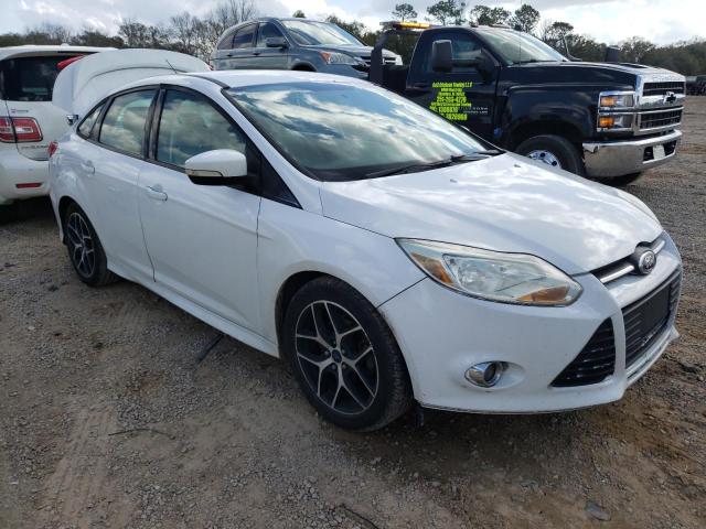 1FADP3F21FL338074 - 2015 FORD FOCUS SE WHITE photo 4