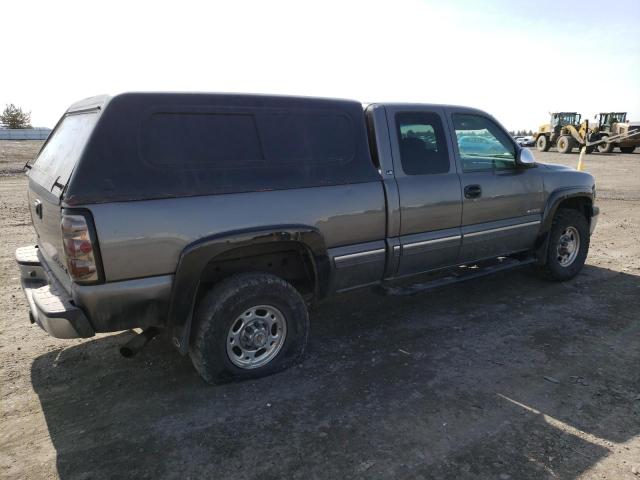 1GCGK29U6YE130941 - 2000 CHEVROLET SILVERADO K2500 GRAY photo 3