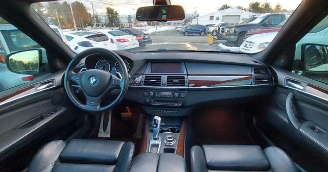 5UXZV8C54D0C16729 - 2013 BMW X5 XDRIVE50I Biały zdjęcie 9