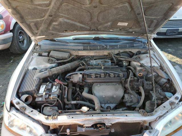 1HGCG667XWA086180 - 1998 HONDA ACCORD EX GRAY photo 11