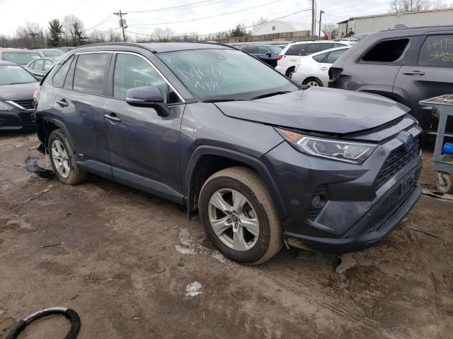 4T3RWRFV0MU036172 - 2021 TOYOTA RAV4 XLE GRAY photo 4