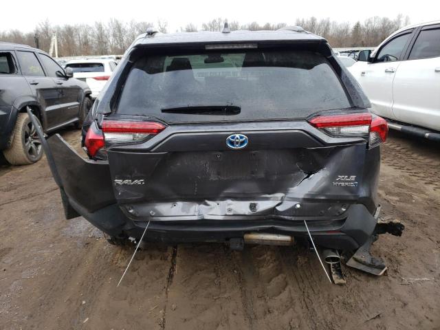 4T3RWRFV0MU036172 - 2021 TOYOTA RAV4 XLE GRAY photo 6