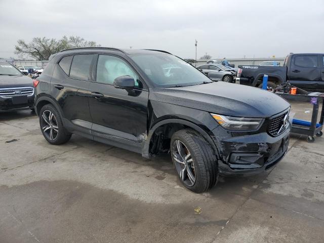 YV4162UM1N2765836 - 2022 VOLVO XC40 T5 R-DESIGN BLACK photo 4