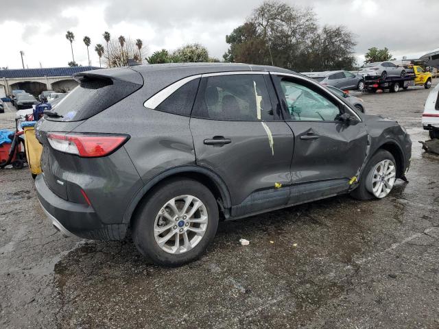 1FMCU0G67LUC24760 - 2020 FORD ESCAPE SE GRAY photo 3