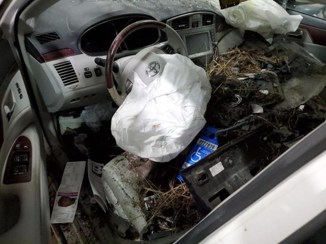 4T1BK3DB3BU413151 - 2011 TOYOTA AVALON BASE WHITE photo 8