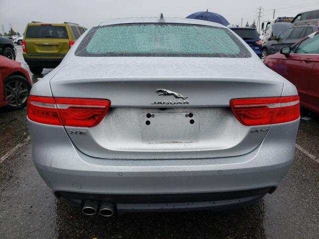 SAJAD4FN1JCP32707 - 2018 JAGUAR XE PREMIUM SILVER photo 6