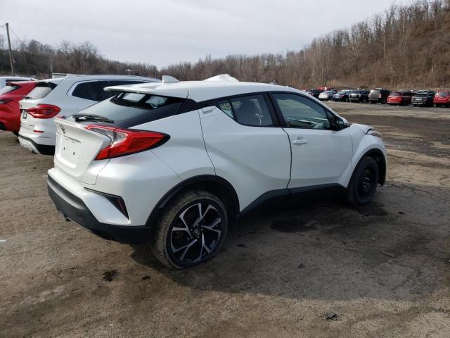 NMTKHMBXXKR078108 - 2019 TOYOTA C-HR XLE WHITE photo 3