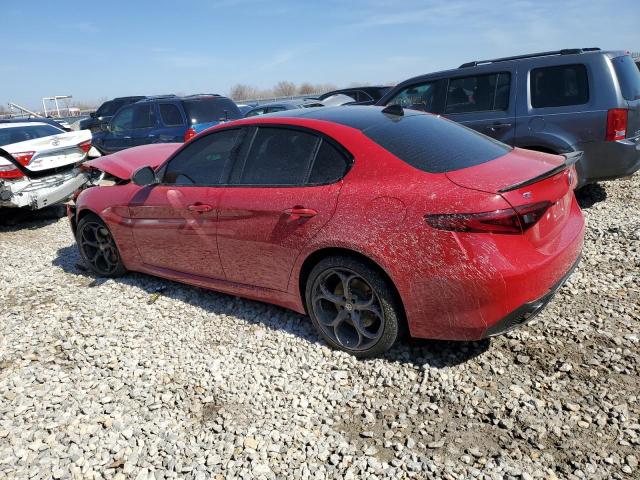 ZARFAEEN1J7595979 - 2018 ALFA ROMEO GIULIA TI Q4 RED photo 2