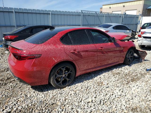 ZARFAEEN1J7595979 - 2018 ALFA ROMEO GIULIA TI Q4 RED photo 3