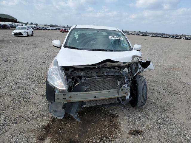 3N1CN7AP7JL878812 - 2018 NISSAN VERSA S WHITE photo 5