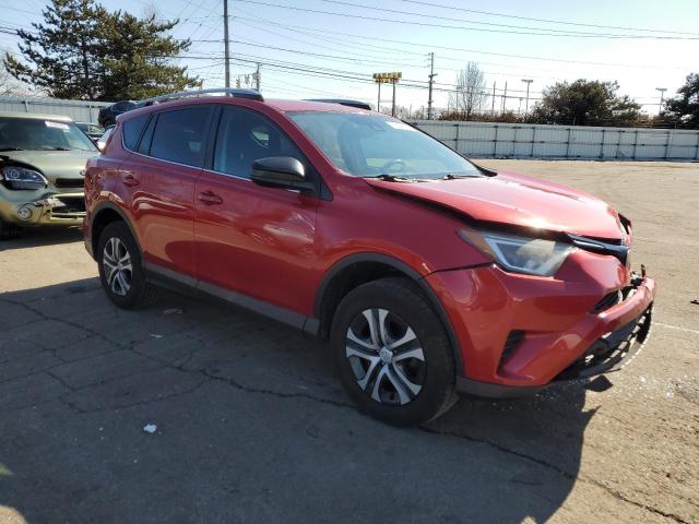 2T3BFREVXHW632785 - 2017 TOYOTA RAV4 LE RED photo 4