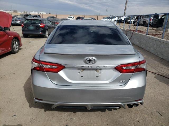 4T1B11HK3JU603970 - 2018 TOYOTA CAMRY L SILVER photo 6