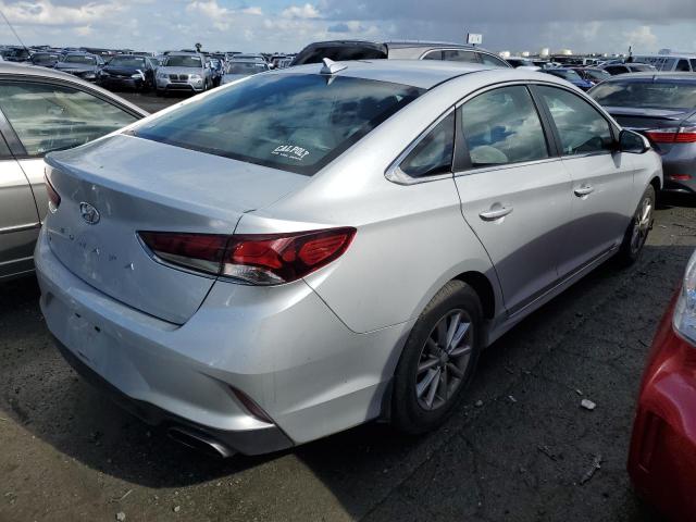 5NPE24AF0KH812589 - 2019 HYUNDAI SONATA SE SILVER photo 3