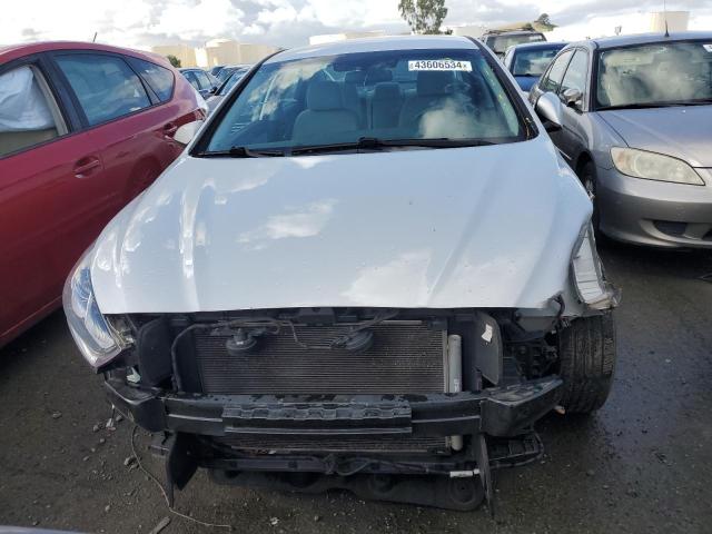 5NPE24AF0KH812589 - 2019 HYUNDAI SONATA SE SILVER photo 5