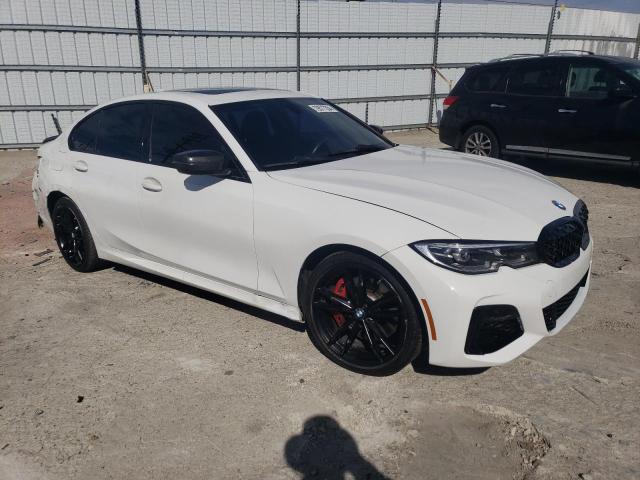 3MW5U7J02M8B87249 - 2021 BMW M340I WHITE photo 4