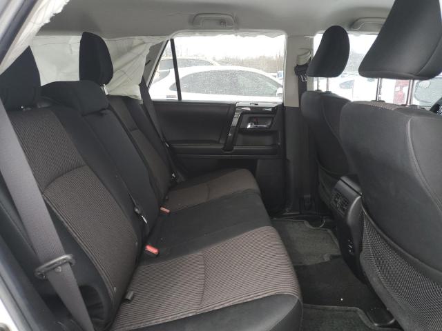 JTEBU5JR2G5327290 - 2016 TOYOTA 4RUNNER SR5/SR5 PREMIUM 银色 照片 11