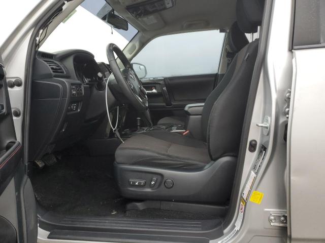 JTEBU5JR2G5327290 - 2016 TOYOTA 4RUNNER SR5/SR5 PREMIUM 银色 照片 7