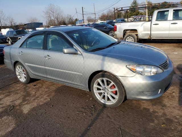 4T1BE32K15U634844 - 2005 TOYOTA CAMRY LE SILVER photo 4