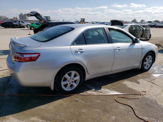 4T4BE46K17R006615 - 2007 TOYOTA CAMRY CE SILVER photo 3