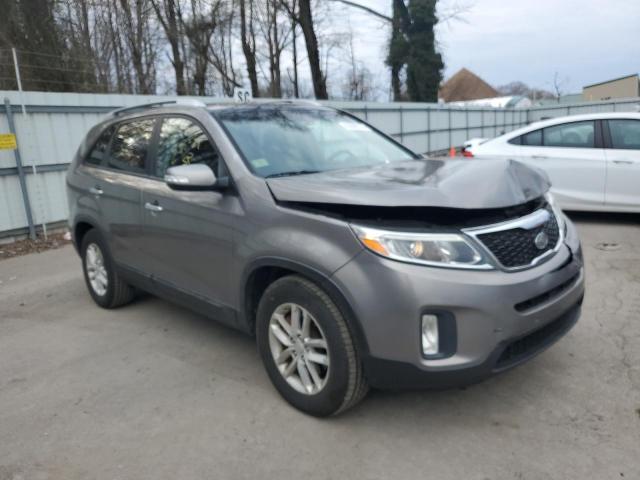 5XYKT4A63EG499307 - 2014 KIA SORENTO LX GRAY photo 4