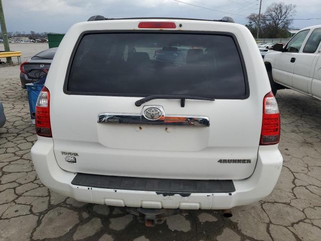 JTEBU14RX68057159 - 2006 TOYOTA 4RUNNER SR WHITE photo 6