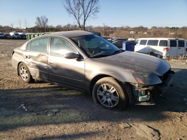 1N4AL11D95C174566 - 2005 NISSAN ALTIMA S GRAY photo 4