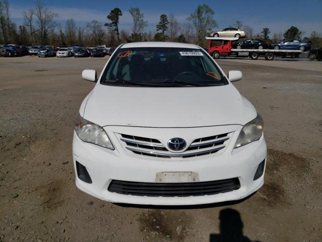 2T1BU4EE4DC063493 - 2013 TOYOTA COROLLA BASE WHITE photo 5