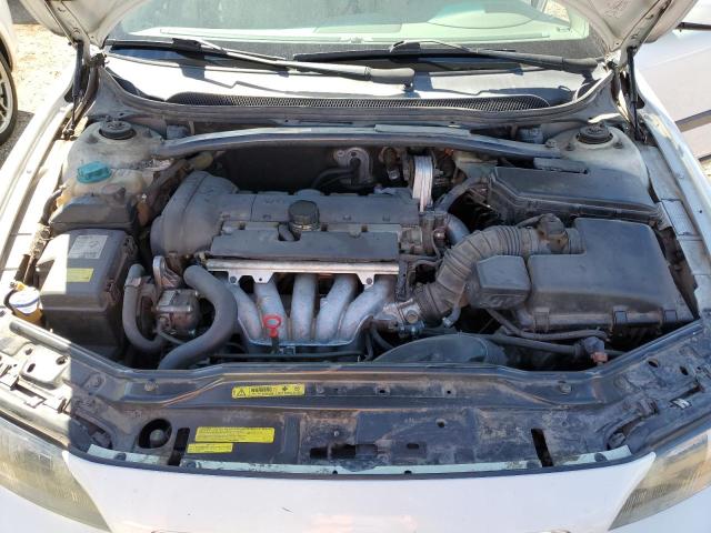 YV1SW61T942373786 - 2004 VOLVO V70 WHITE photo 11