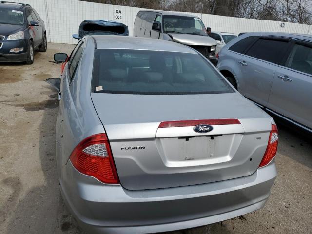 3FAHP0HA6AR316098 - 2010 FORD FUSION SE SILVER photo 6