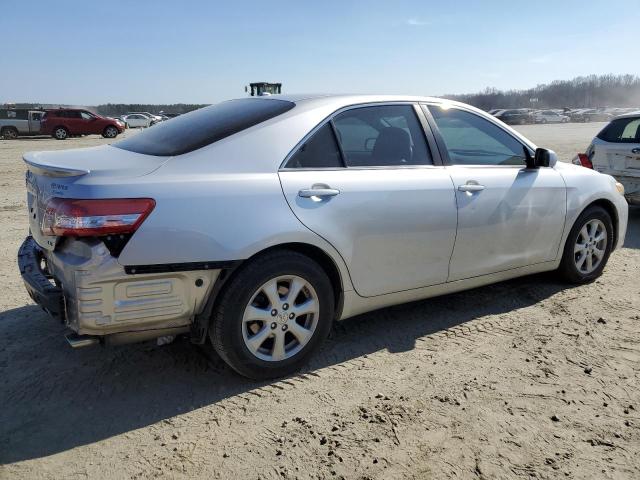 4T1BK3EK3AU112506 - 2010 TOYOTA CAMRY SE SILVER photo 3