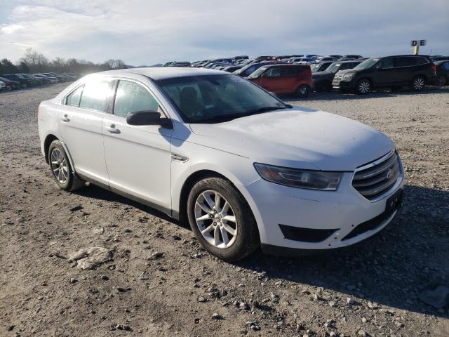 1FAHP2D82FG121306 - 2015 FORD TAURUS SE WHITE photo 4