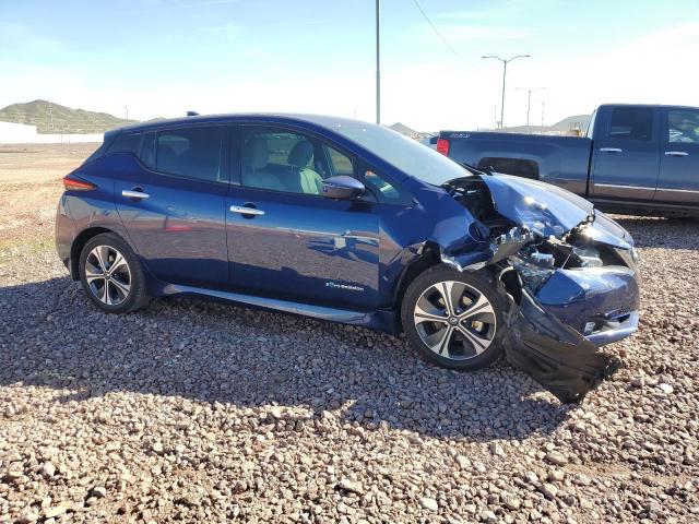 1N4AZ1CP6JC303749 - 2018 NISSAN LEAF S BLUE photo 4