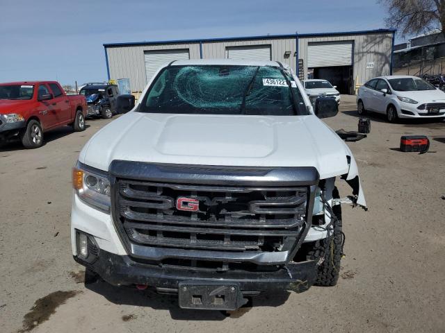 1GTG6FEN5N1232678 - 2022 GMC CANYON AT4 WHITE photo 5