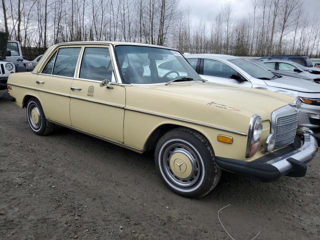 11511712064168 - 1975 MERCEDES-BENZ 240D GOLD photo 4