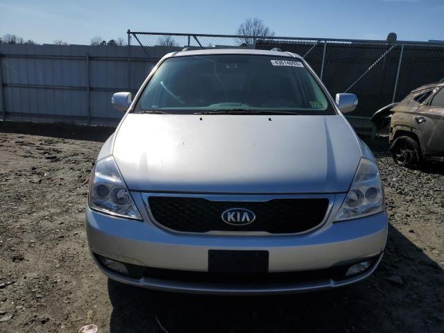 KNDMG4C78E6564657 - 2014 KIA SEDONA LX SILVER photo 5