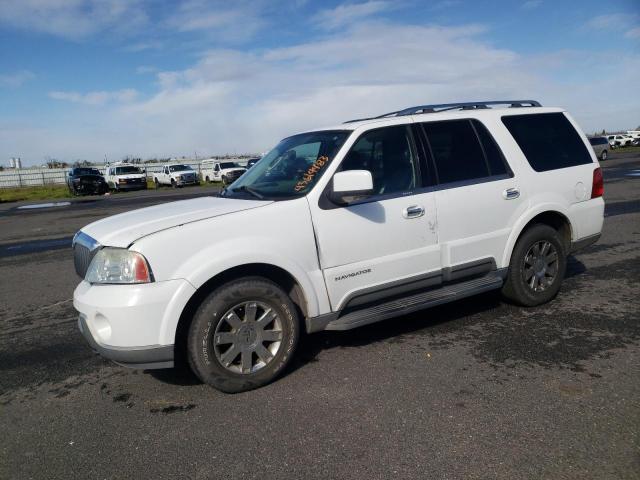 5LMFU27R43LJ37677 - 2003 LINCOLN NAVIGATOR WHITE photo 1