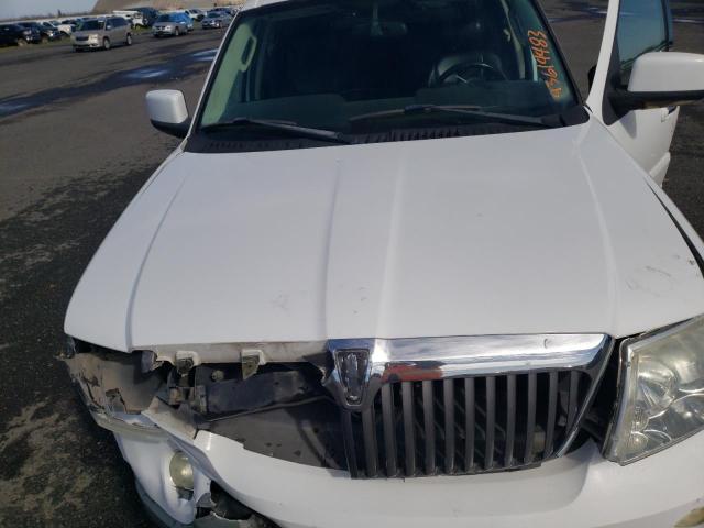 5LMFU27R43LJ37677 - 2003 LINCOLN NAVIGATOR 白色 照片 12