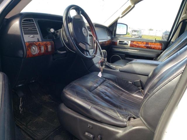 5LMFU27R43LJ37677 - 2003 LINCOLN NAVIGATOR 白色 照片 7