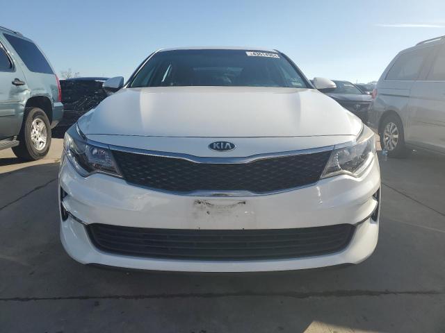 5XXGT4L34HG147967 - 2017 KIA OPTIMA LX WHITE photo 5