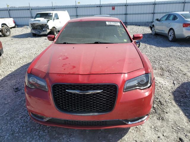 2C3CCABG9GH358180 - 2016 CHRYSLER 300 S RED photo 5