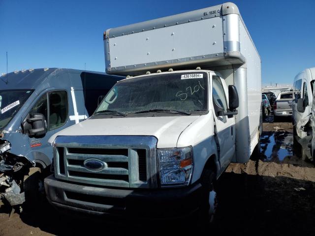 1FDXE45SX9DA11672 - 2009 FORD ECONOLINE E450 SUPER DUTY CUTAWAY VAN WHITE photo 1