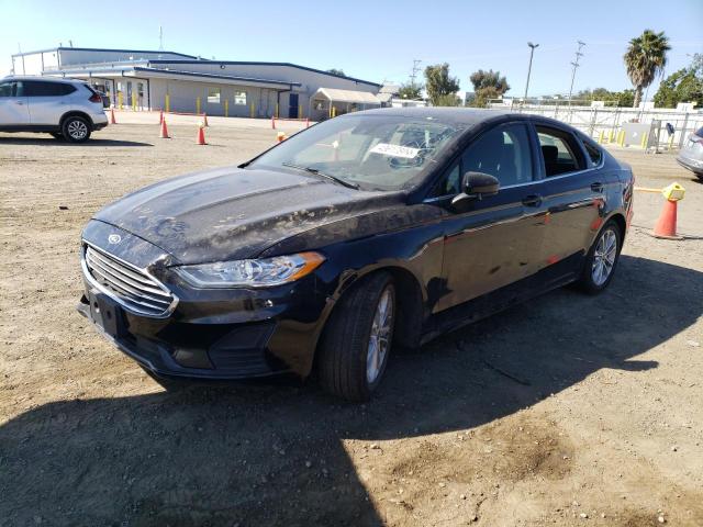 3FA6P0HD3KR134779 - 2019 FORD FUSION SE BLACK photo 1